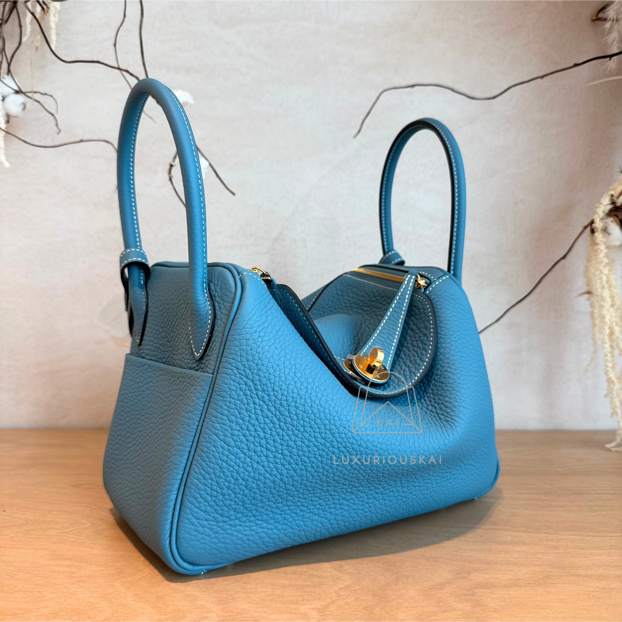 Hermès Lindy 26 Blue Jean (Gold Hardware)