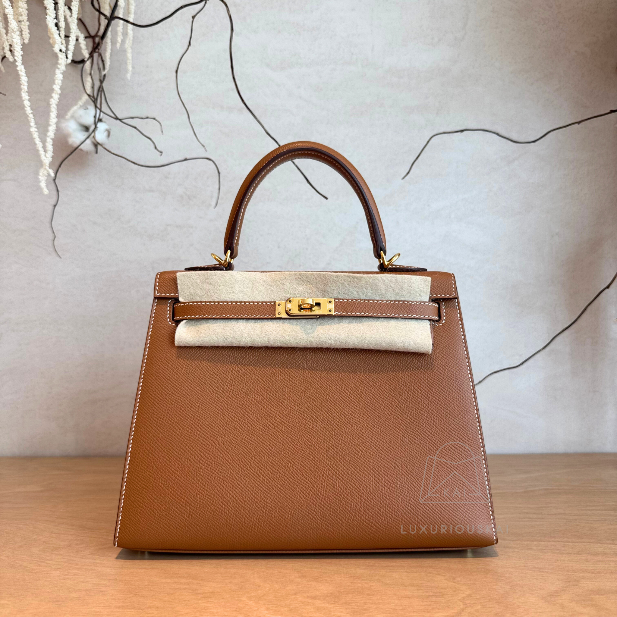 [PRELOVED] Hermès Kelly Sellier 25 Gold (Gold Hardware)