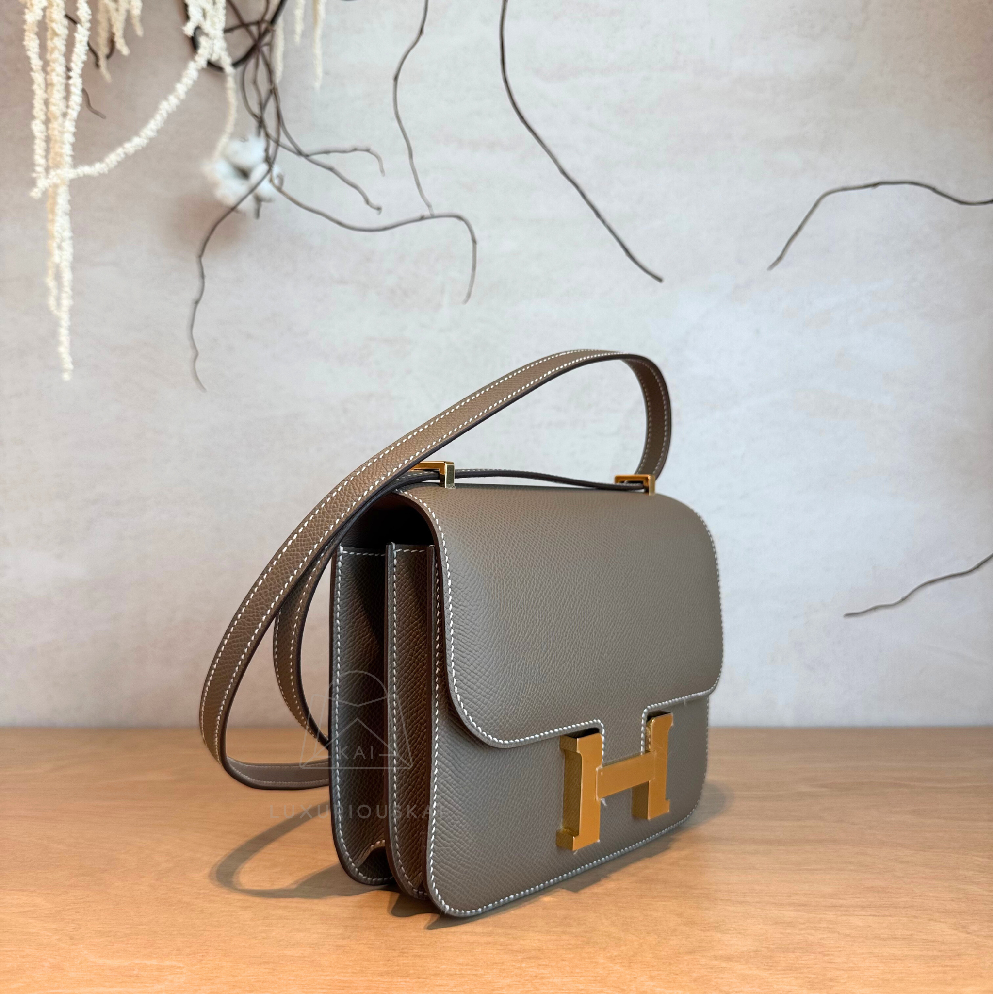 Hermès Constance 18 Etoupe (Gold Hardware)