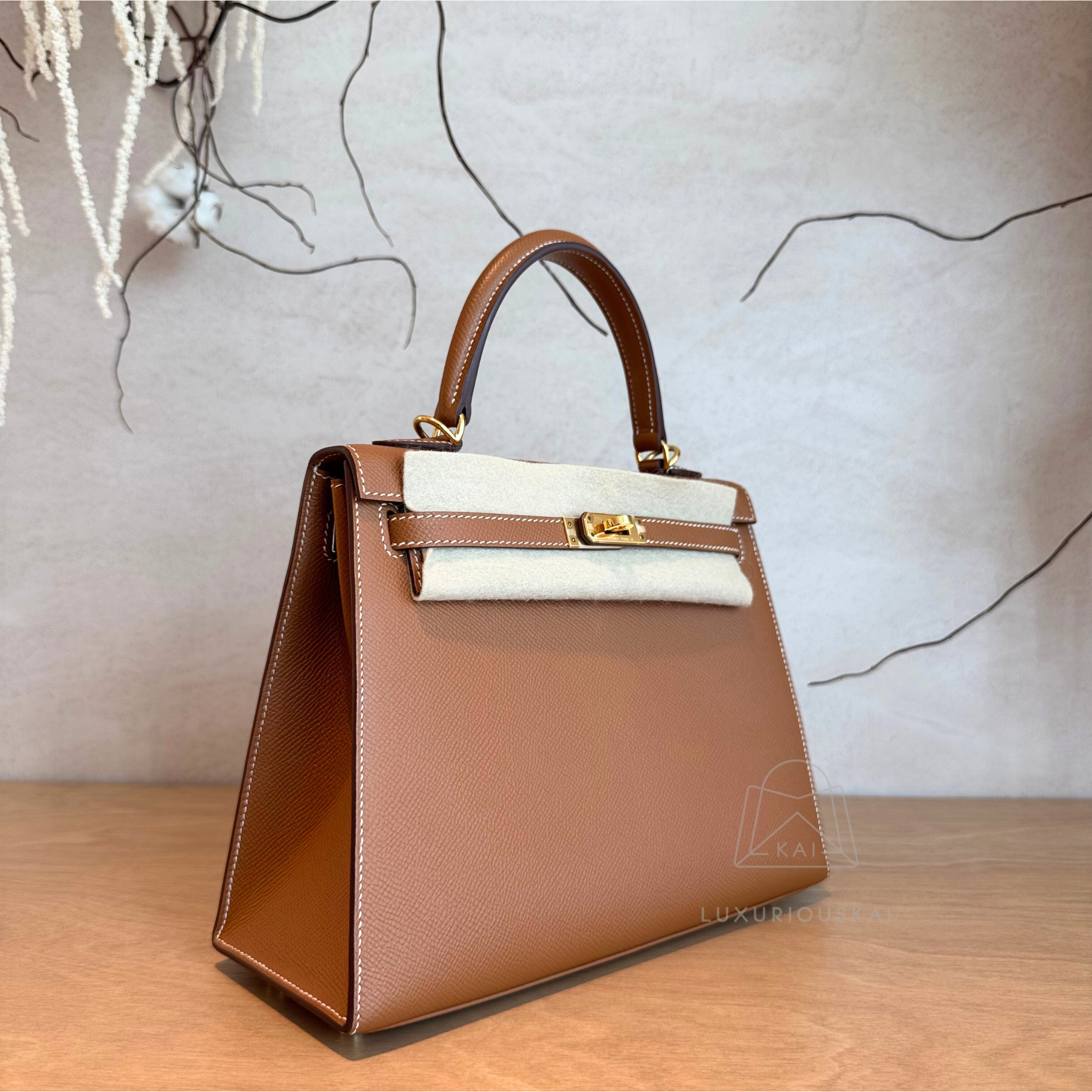 [PRELOVED] Hermès Kelly Sellier 25 Gold (Gold Hardware)