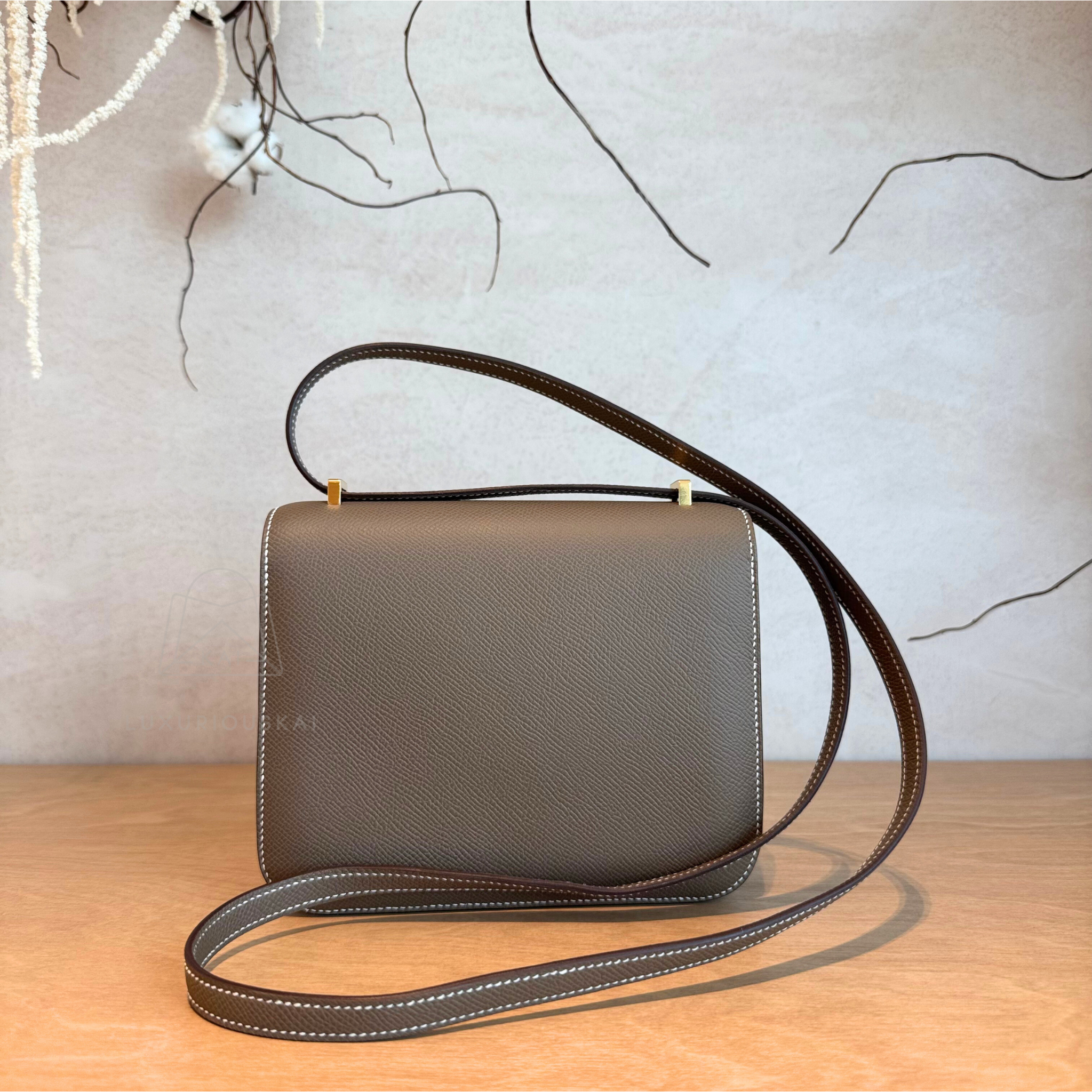 Hermès Constance 18 Etoupe (Gold Hardware)