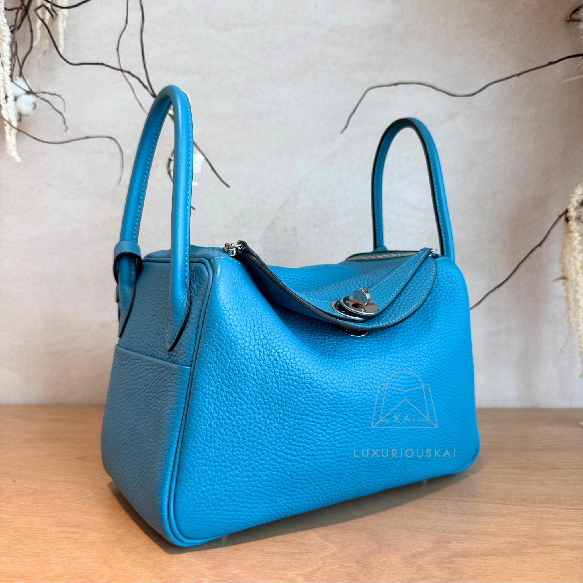 [PRELOVED] Hermès Lindy 26 Turquoise (Palladium Hardware)