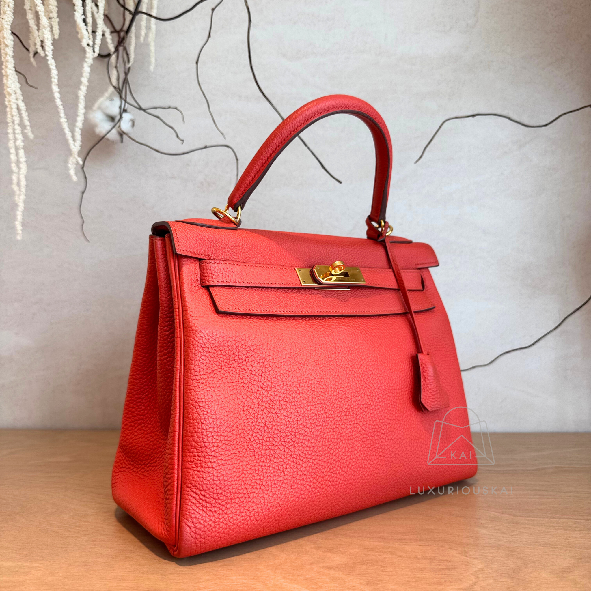 [PRELOVED] Hermès Kelly 28 Orange (Gold Hardware)