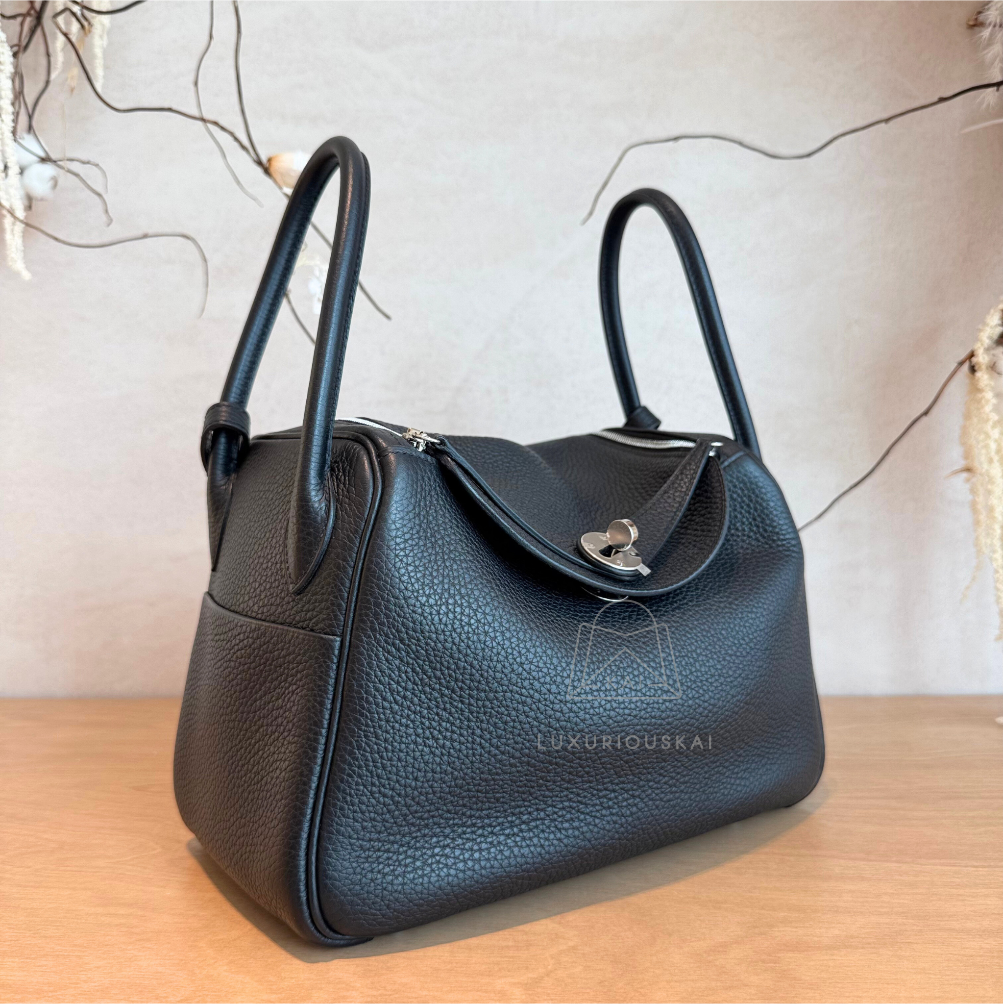 [PRELOVED] Hermès Lindy 26 Black (Palladium Hardware)