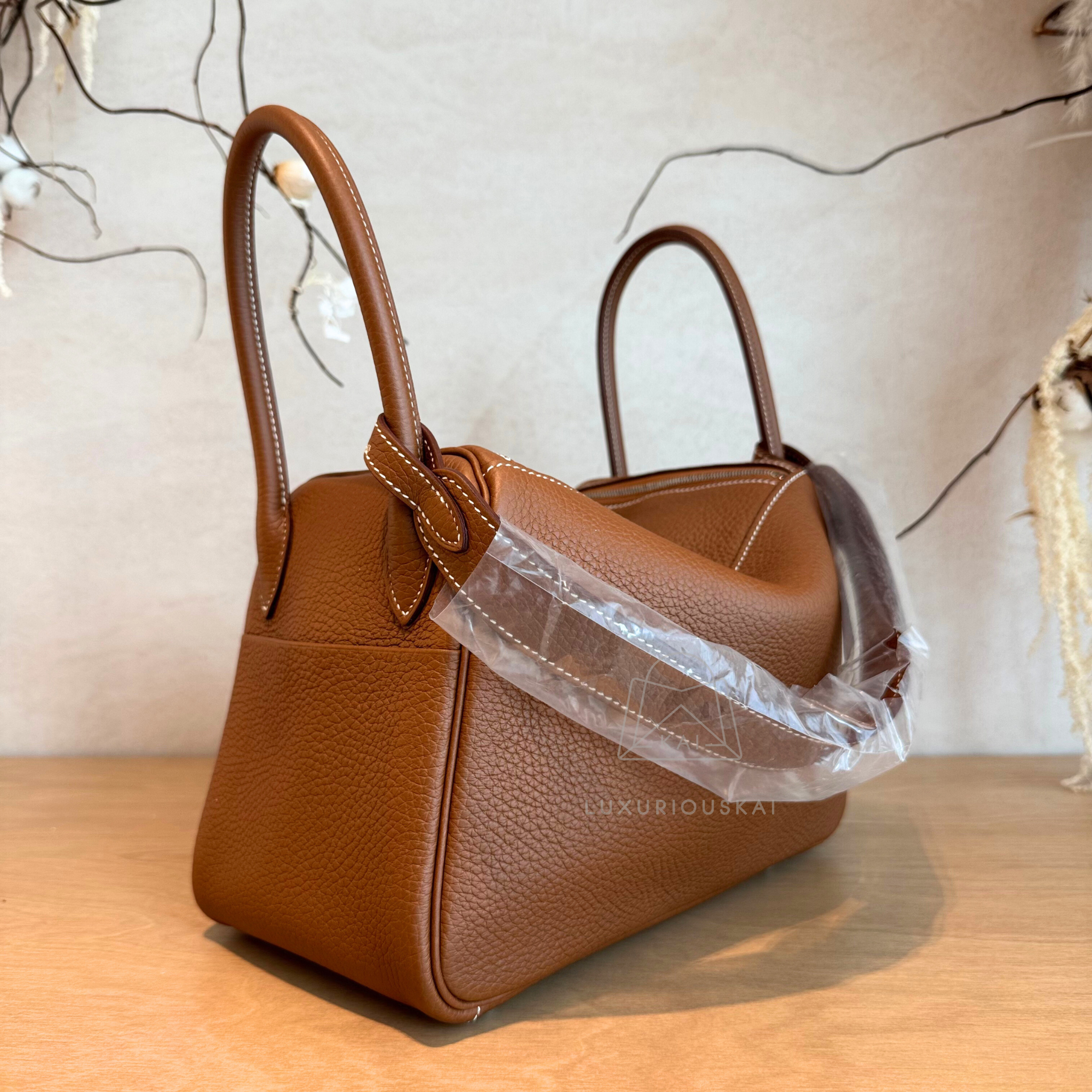 Hermès Lindy 26 Gold (Palladium Hardware)