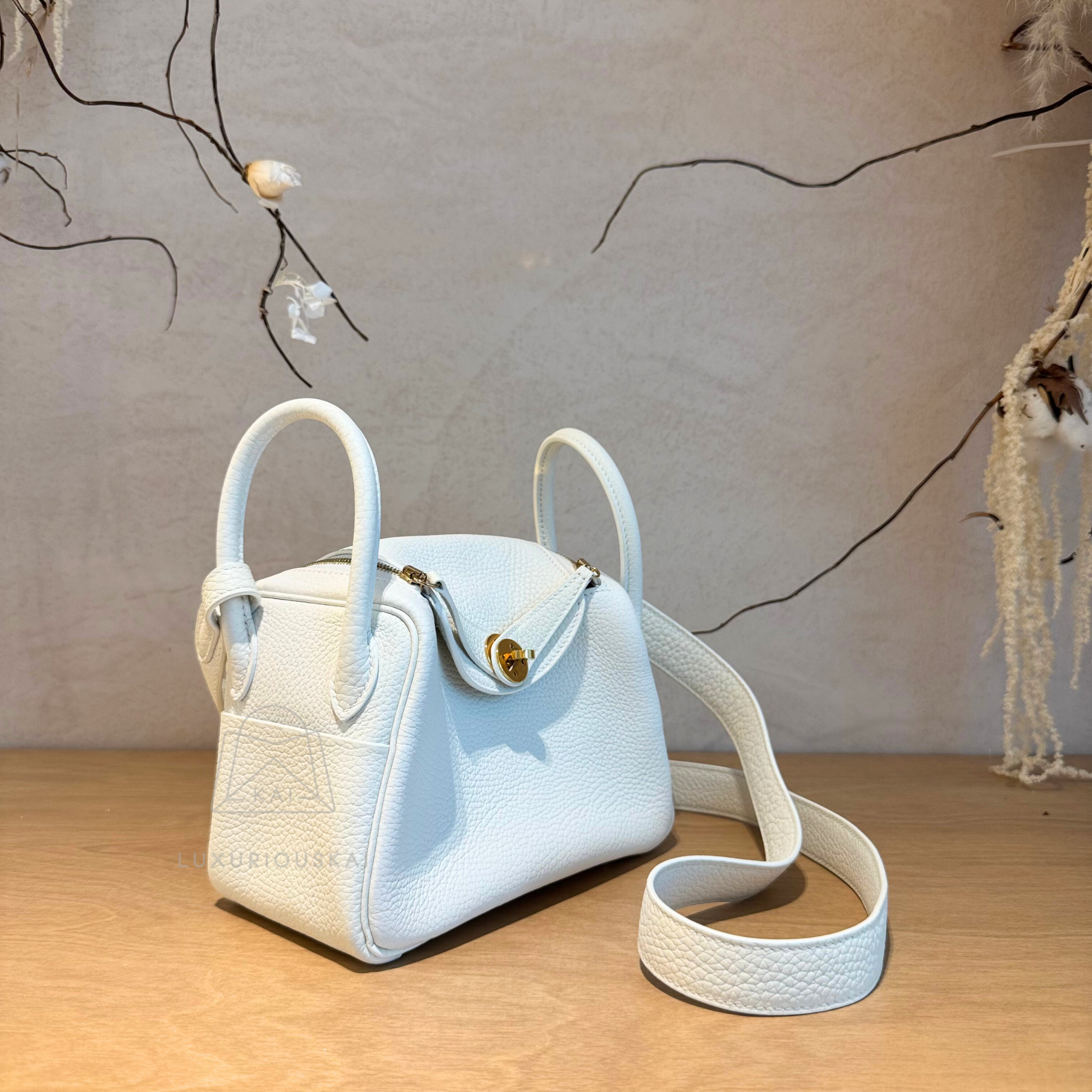 [PRELOVED] Hermès Mini Lindy White (Gold Hardware)