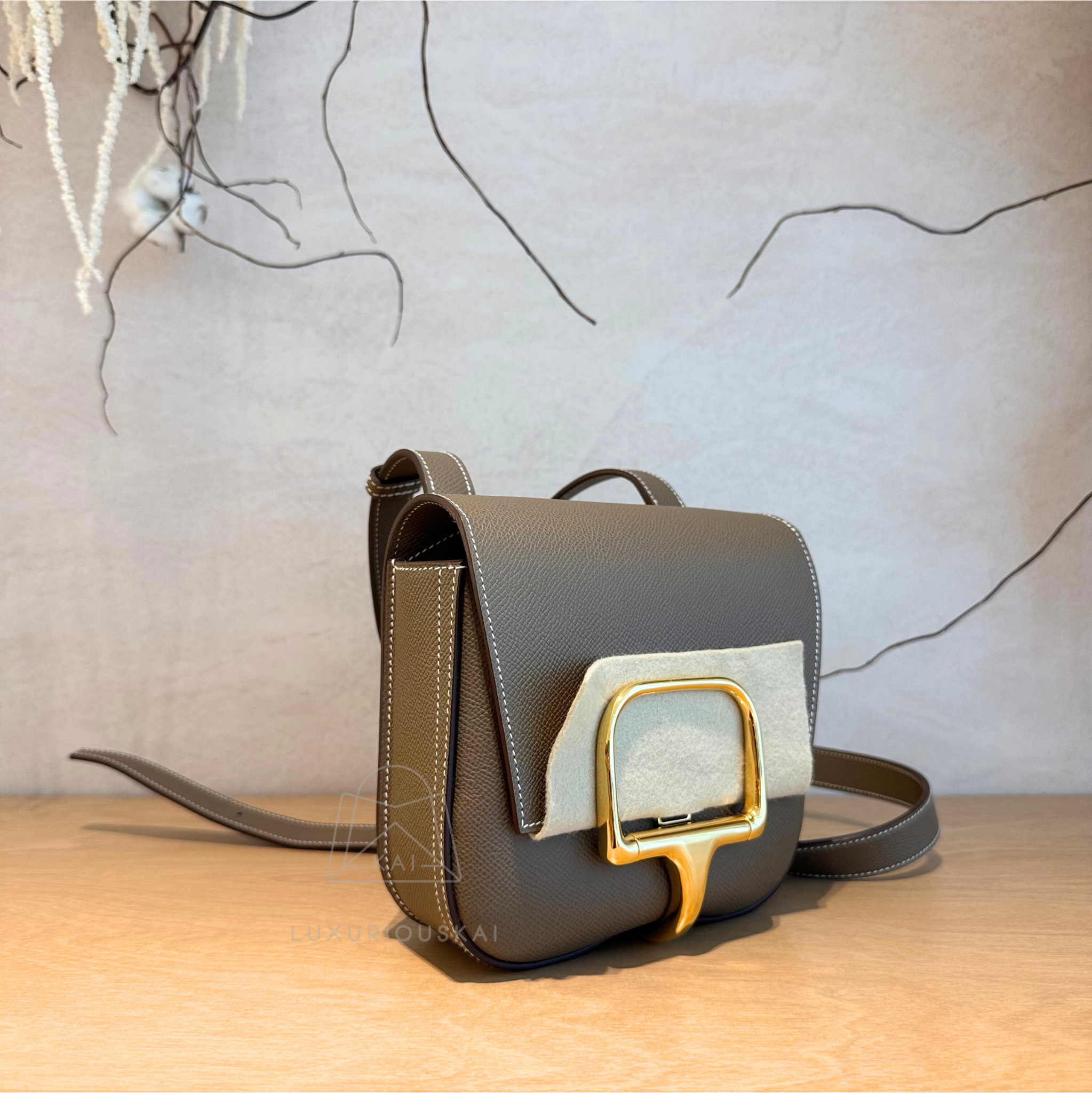 Hermès Della Etoupe (Gold Hardware)