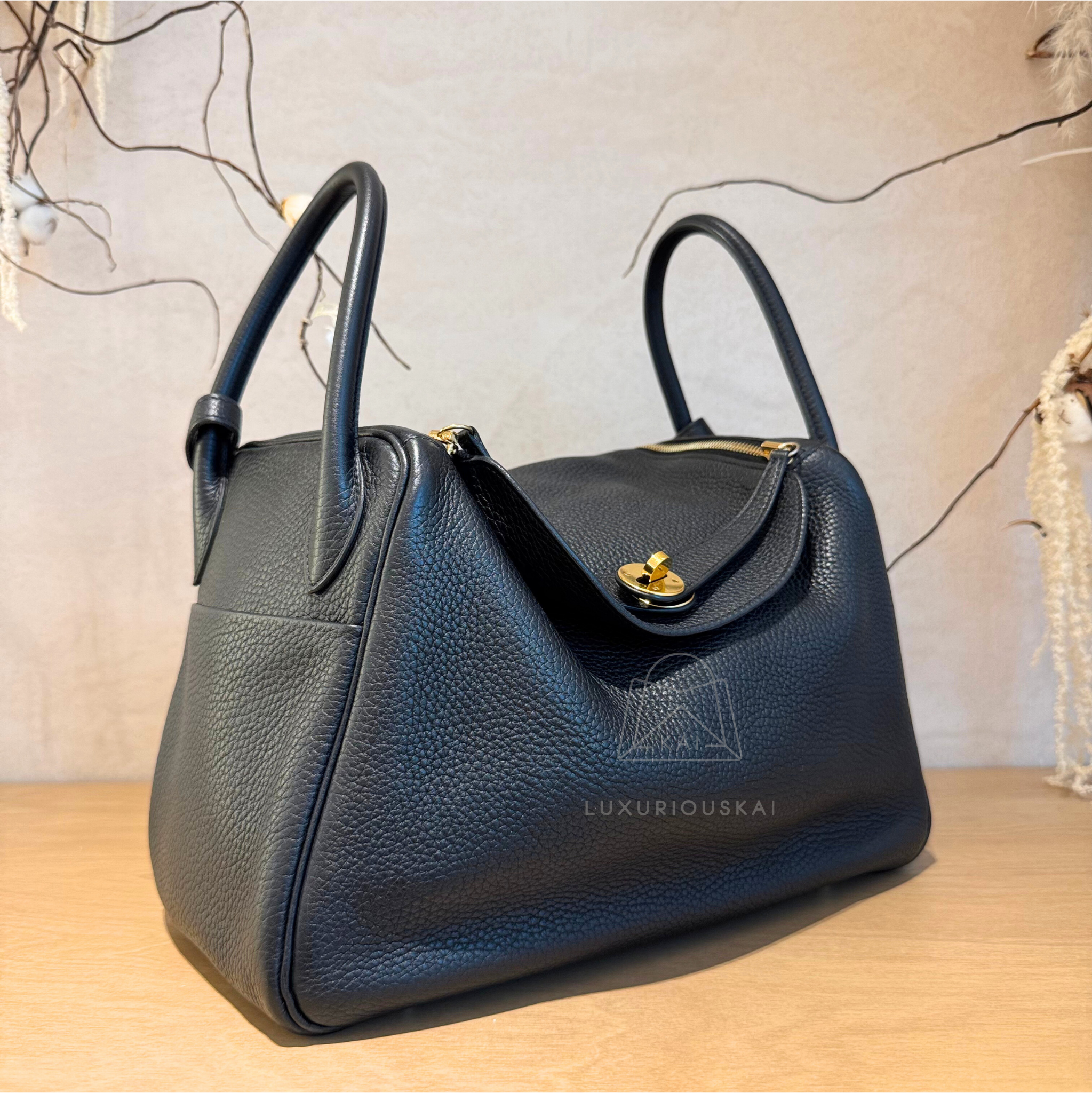 [PRELOVED] Hermès Lindy 30 Black (Gold Hardware)