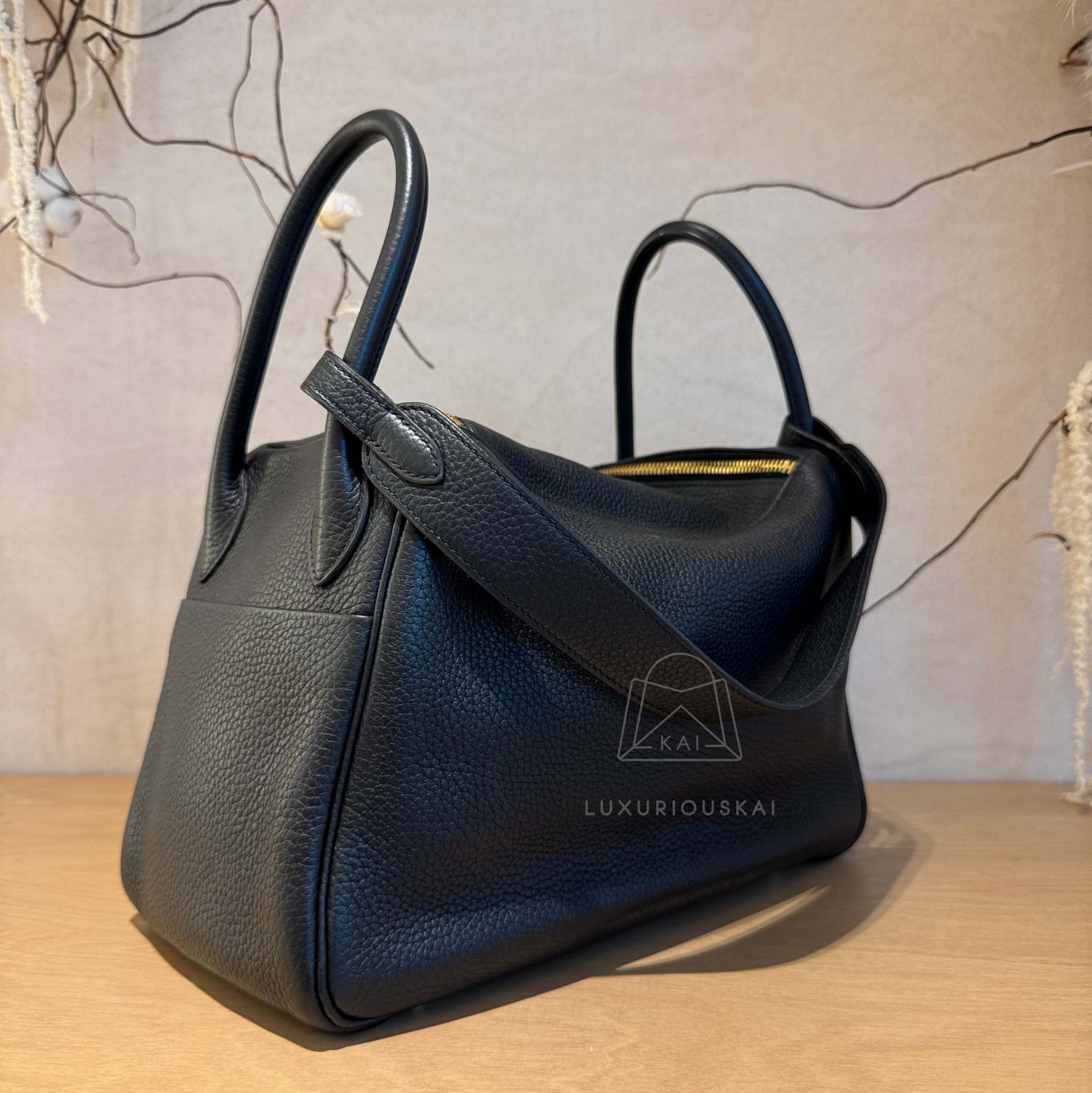 [PRELOVED] Hermès Lindy 30 Black (Gold Hardware)