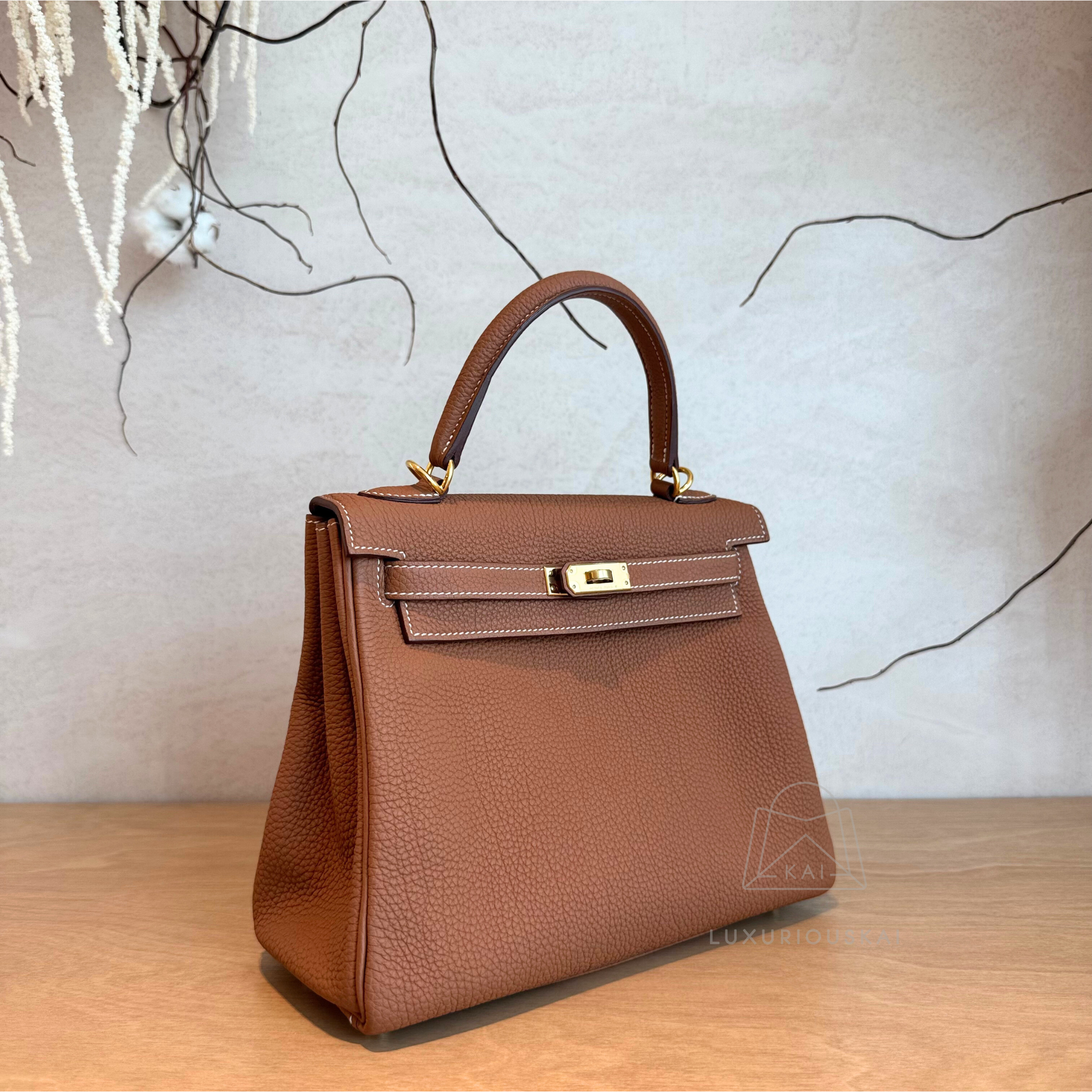 [PRELOVED] Hermès Kelly 25 Gold (Gold Hardware)