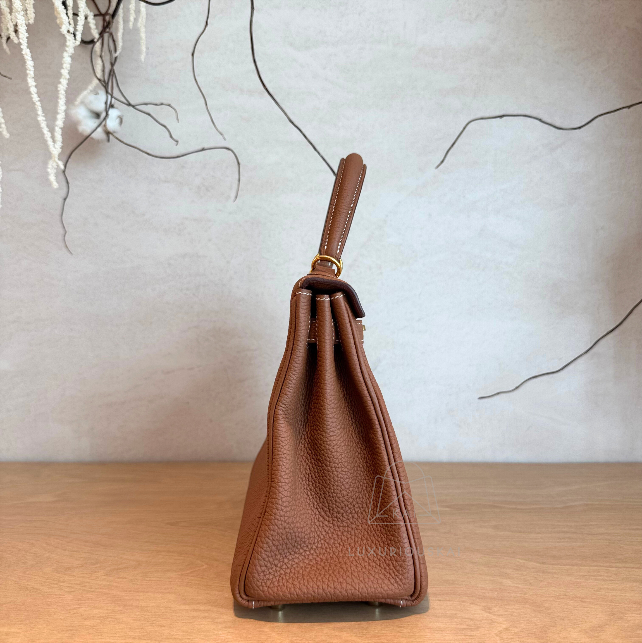 [PRELOVED] Hermès Kelly 25 Gold (Gold Hardware)