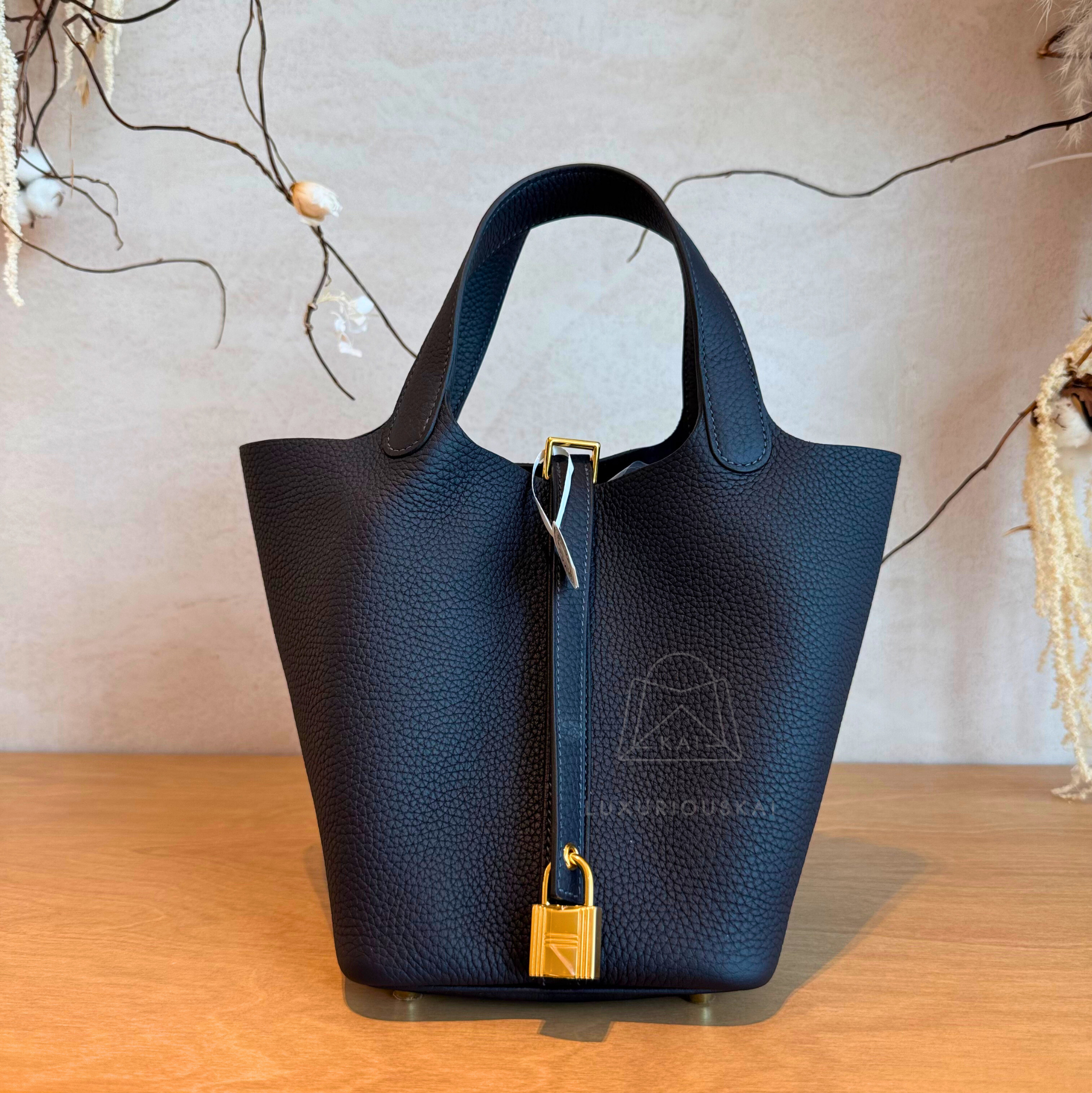 Hermès Picotin 18 Caban (Gold Hardware)